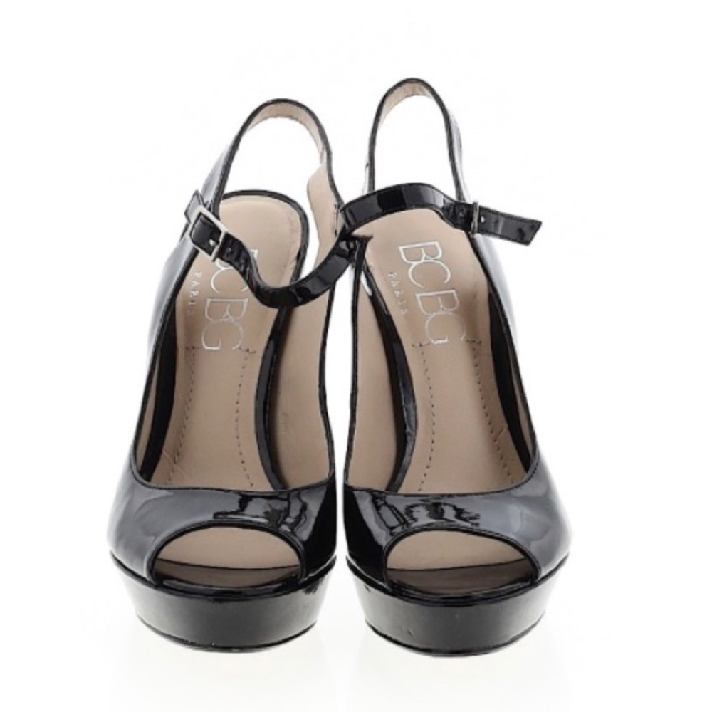 👠 BCBG Paris Patent Black Pumps 👠